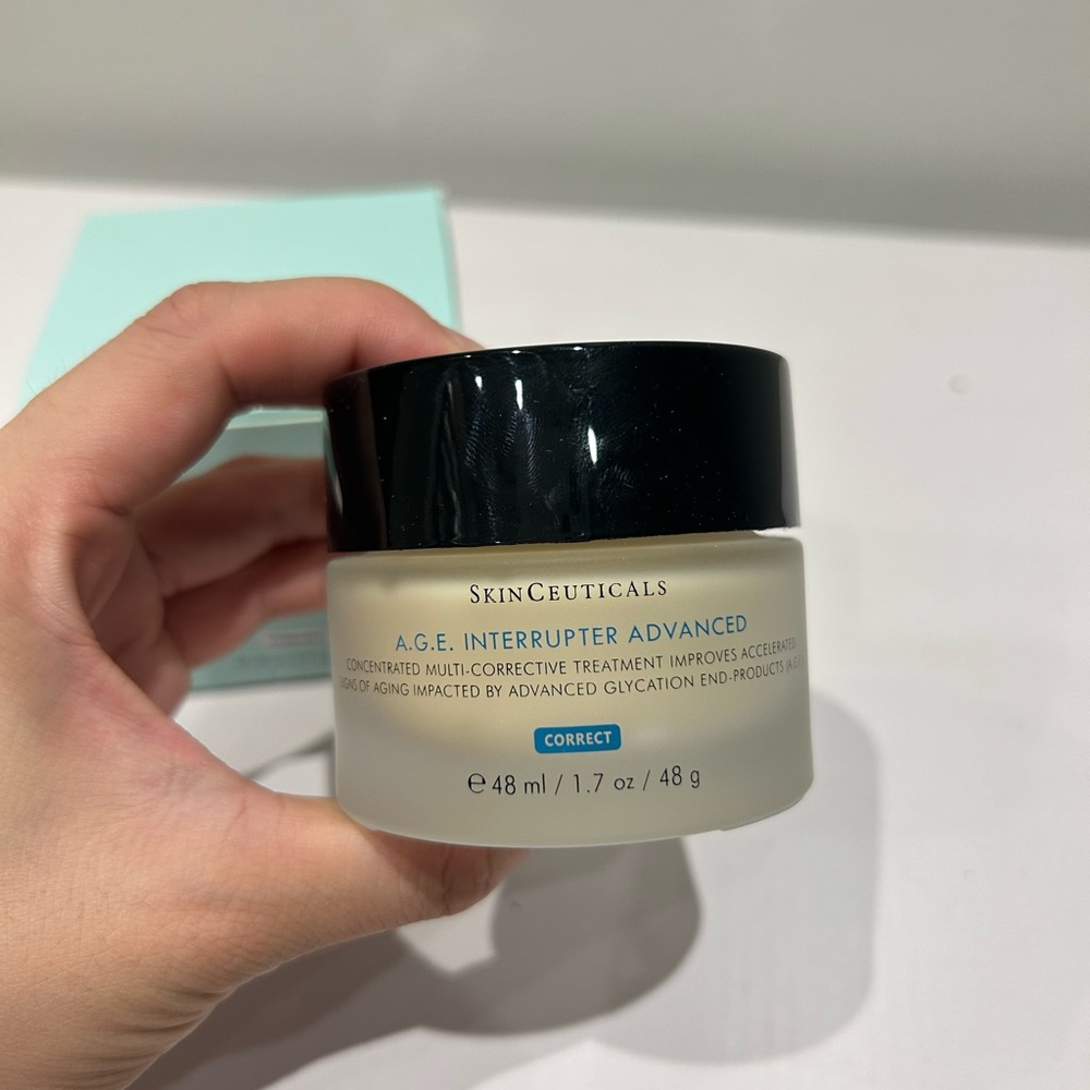 SKINCEUTICALS
A.G.E. INTERRUPTER ADVANCED